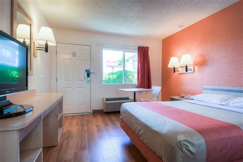 motel 6 room|motel 6 rates near me.
